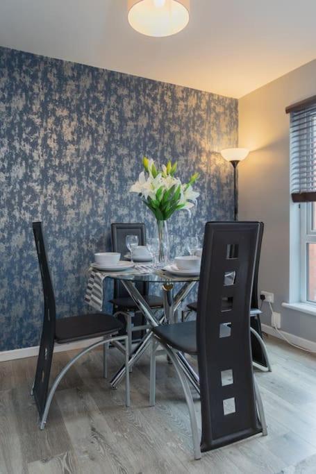 Beautiful Apartment In The Heart Of Belfast!! Extérieur photo