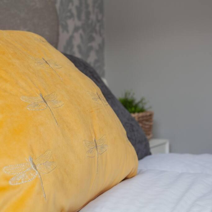Beautiful Apartment In The Heart Of Belfast!! Extérieur photo