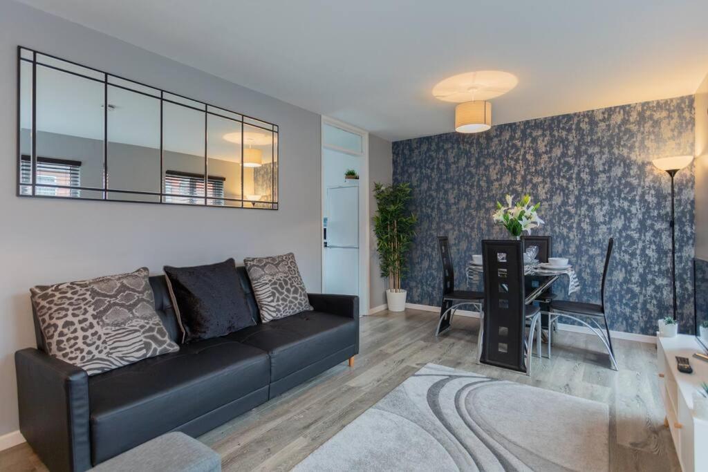 Beautiful Apartment In The Heart Of Belfast!! Extérieur photo